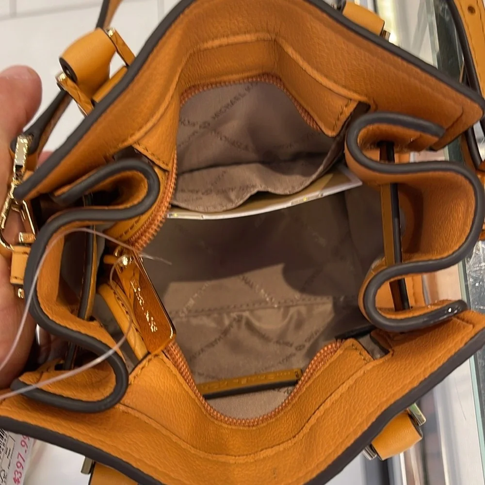 Michael Kors Hamilton XS Satchel Handbag Xbody Crossbody Leather Cider 
NWT - Picture 11 of 16